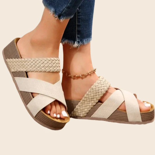 TREVINA | WOVEN STRAP PLATFORM SANDALS